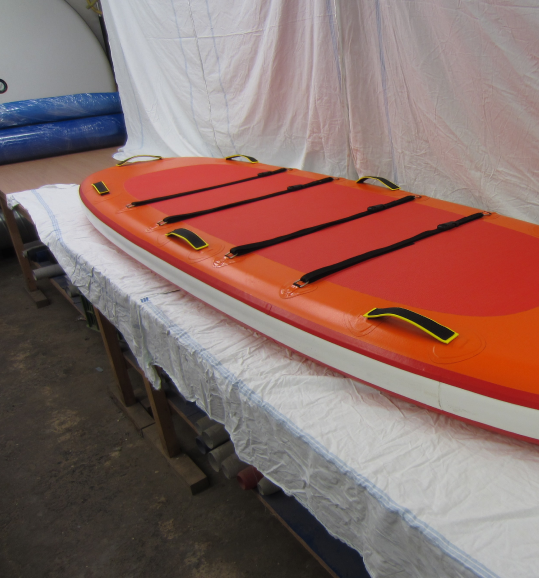 Zakázková výroba z PVC - nosítka pro záchranáře